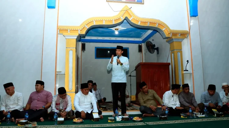 Tim Safari Ramadan Pemkab Kaur Kunjungi Masjid AlFatah Desa Padang Hangat