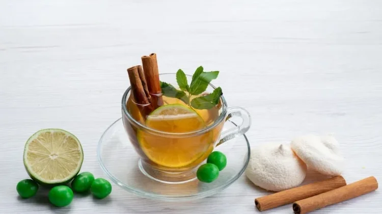 Minuman Rempah Hangat Penenang Pikiran sebelum Tidur