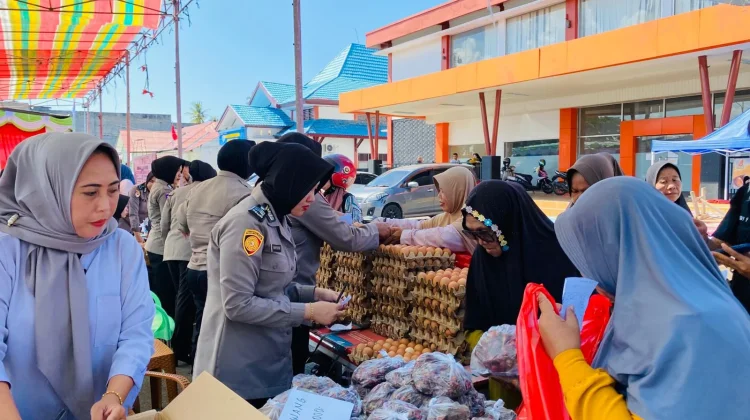 Polres Kaur Gelar Bazar Murah jelang Lebaran