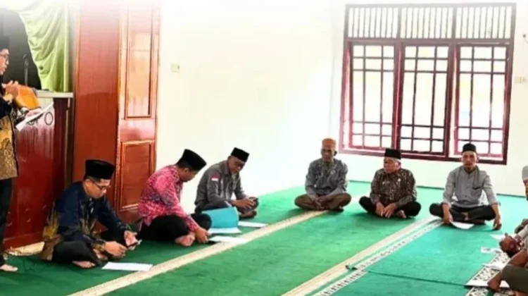 KUA Kaur tengah bersama Baznas Rakor Terkait Pengolahan Zakat Fitrah