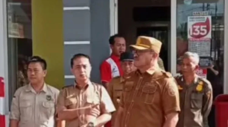 Pastikan Stok BBM Aman Sekda Bengkulu Selatan Tinjau SPBU di BS