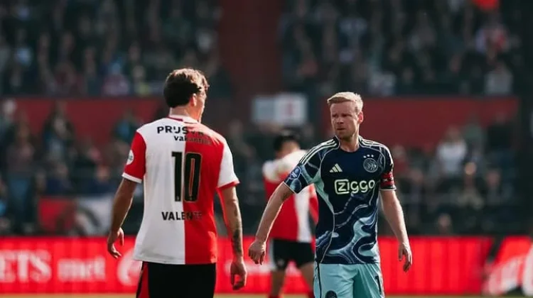 Kabar Pemain Abroad: Paes-Ajax Imbang, Dean-GAE Telan Kekalahan