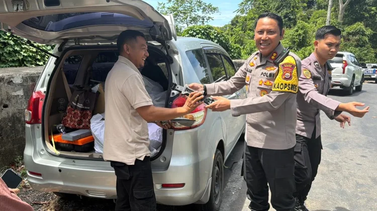 Kapolres Kaur Pantau Langsung Arus Balik 2026 dan Bantu Pemudik di Jalur Lintas