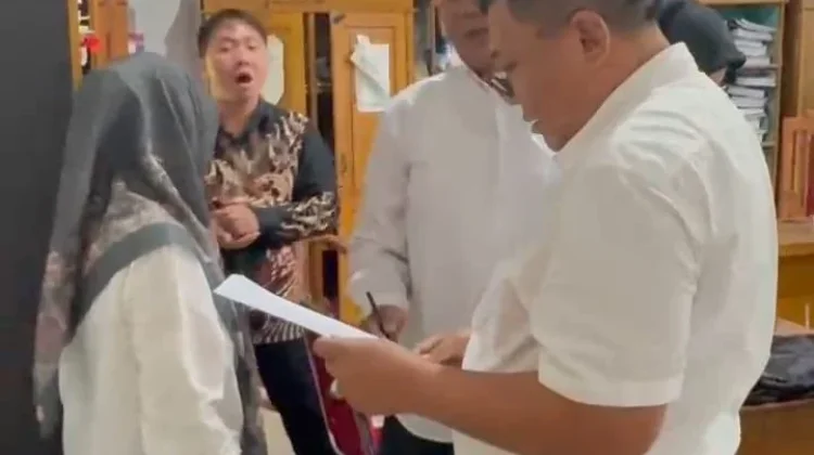 Hari Pertama Masuk Kantor Paska Libur,  Staf Ahli Bupati Tinjau ASN