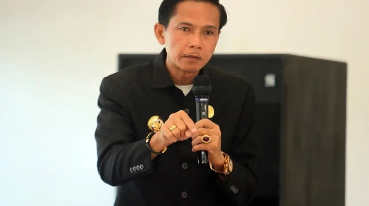 Bupati Kaur Tegaskan ASN Menjadi Contoh Penegakan Perda Ternak
