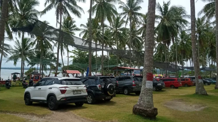 Menjelang Usai Liburan Sekolah, Wisata Pantai di Kaur Masih Ramai Pengunjung