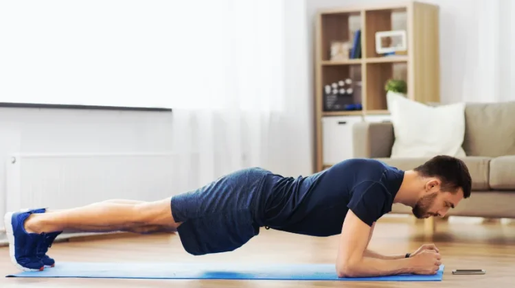 Manfaat Olahraga Plank untuk Turunkan Berat Badan