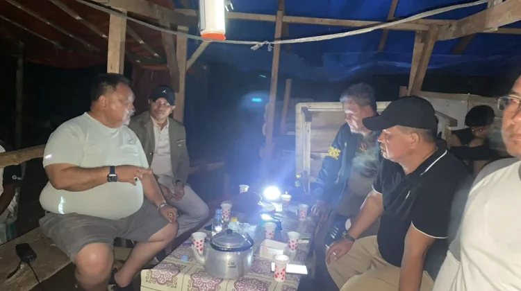 Bupati BS Pantai Pencarian Korban Tenggelam saat Mandi Sungai Lubuk Langkap