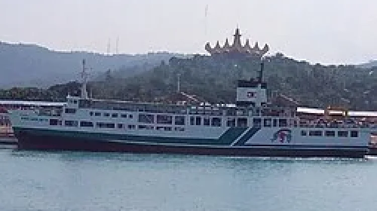 Menara Siger Kebanggaan Masyarakat Provinsi Lampung