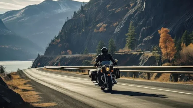 Eksplorasi Rute Touring Motor Terbaik Bagi Pengendara Pemula