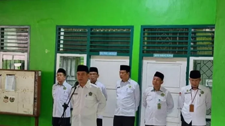 Pimpin Apel Perdana Kemenag Bengkulu Selatan Tekankan Disiplin ASN