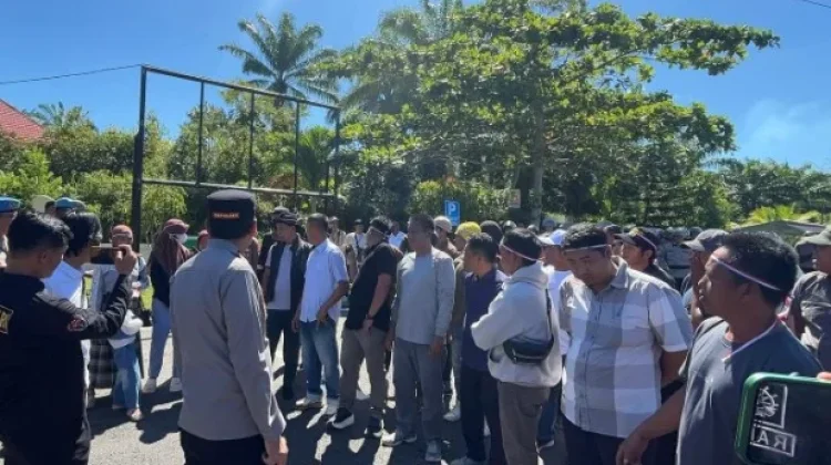 Kapolres Kaur Kawal Aksi, Tegaskan Komitmen Humanis