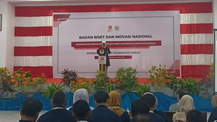 Dewi Coryati Dorong Kemandirian Warga Melalui Pelatihan Sabun BRIN