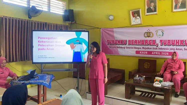 Ketua Bhayangkari Kaur Edukasi Siswa SMPN 1 Terkait Pencegahan Kekerasan Seksual