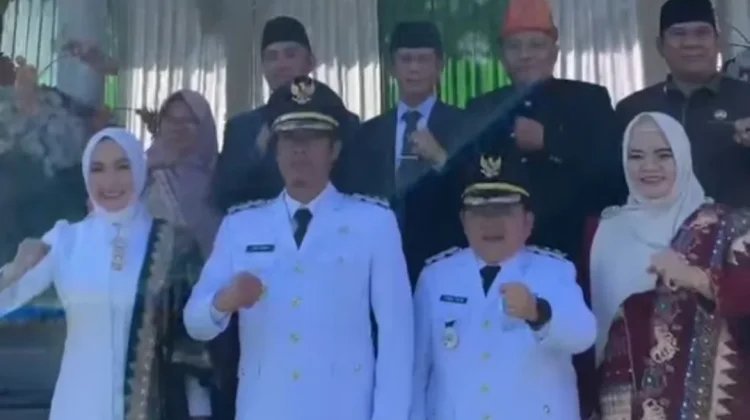 Staf Ahli  Bidang Ekonomi Hadir HUT Kabupaten Pesisir Barat