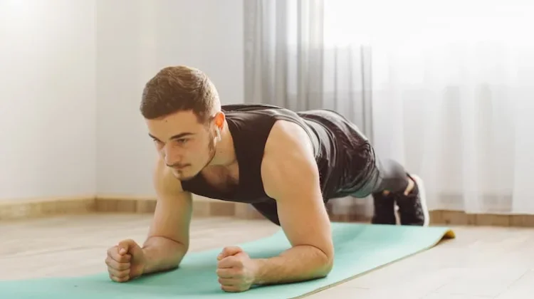 Meningkatkan Ketangguhan Mental Melalui Latihan Plank Secara Rutin