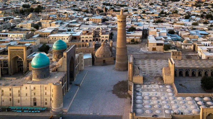 Jejak Abadi Jalur Sutra: Pesona Magis Bukhara dan Khiva di Uzbekistan