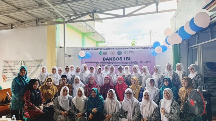 Hari Bidan Internasional, IBI Kota Bengkulu Gelar Baksos Pelayanan KB Serentak