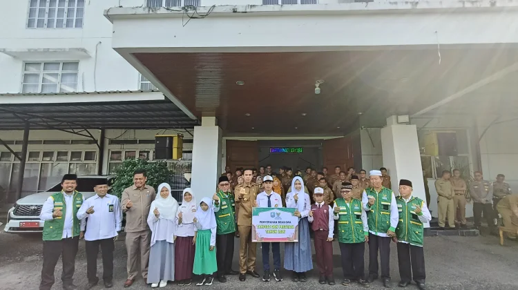 Pemkab Kaur Berikan Besisiwa  Kepada 35 Tahfidz dan Pelajar  Berprestasi