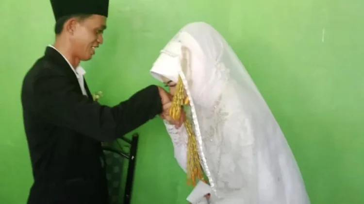 9 Cara Mencegah Kehancuran Rumah Tangga