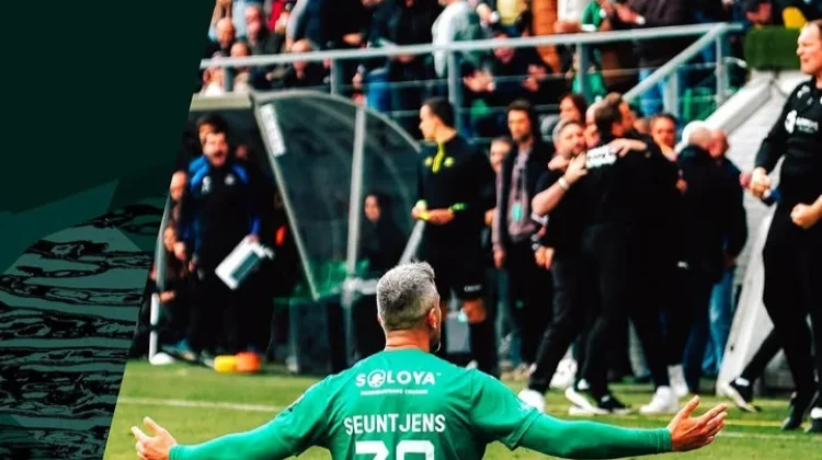 Bertarung di Babak Playoff, Pelupessy Kalahkan Ragnar di Leg Satu