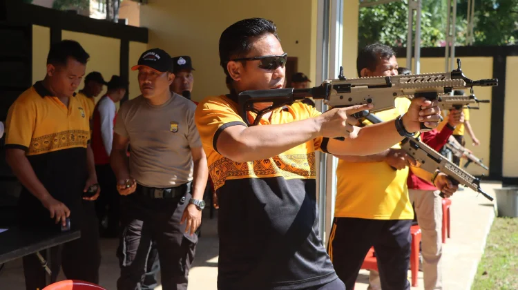 Polres Seluma Gelar Latihan Menembak untuk Tingkatkan Keterampilan Personel