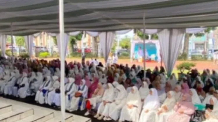 Tabligh Akbar Semarakkan HUT ke-146 Kota Curup, Ribuan Jamaah Hadiri Tausiah