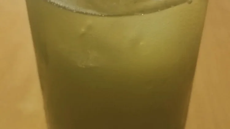 Empat Khasiat Baik Minum Air Tebu