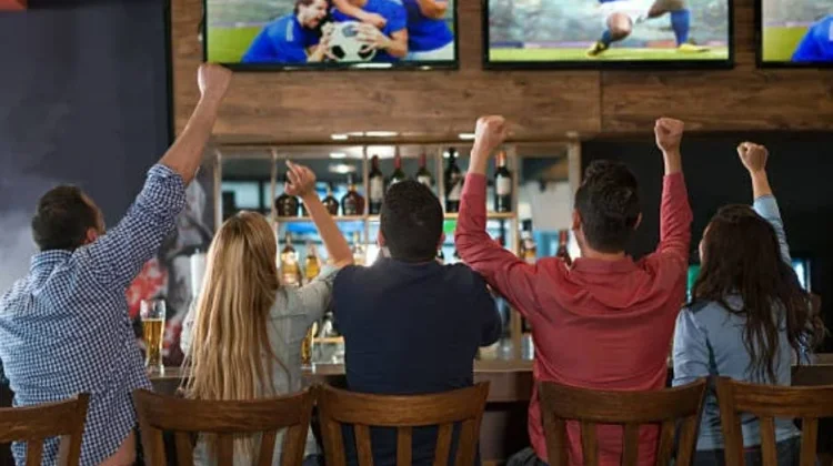 Demam Piala Dunia, Tradisi Nobar Satukan Pecinta Sepak Bola di Bengkulu