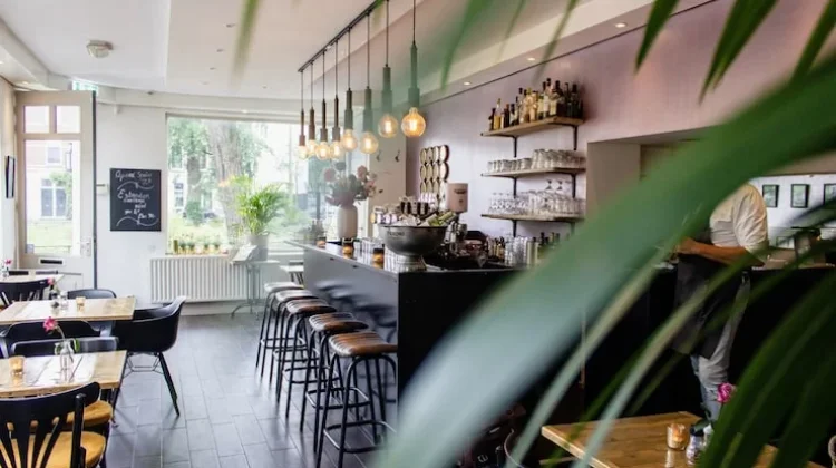 Menilik Sejarah Kemunculan Konsep Kafe Modern di Dunia Urban