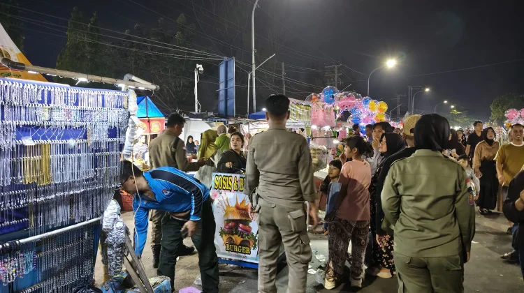 Satpol PP Kota Bengkulu Tindaklanjuti Keluhan Pengunjung di Kawasan Tabot