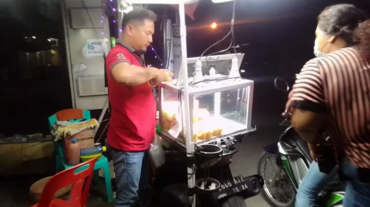 Tradisi Nobar Piala Dunia di Bengkulu Dongkrak Usaha Pedagang Kecil