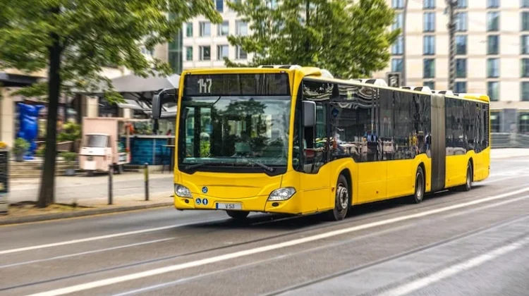 Pentingnya Penguatan Transportasi Publik demi Mengurai Kemacetan