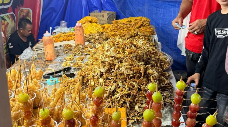 Kuliner Nusantara Dominasi Kawasan Festival Tabot 2026