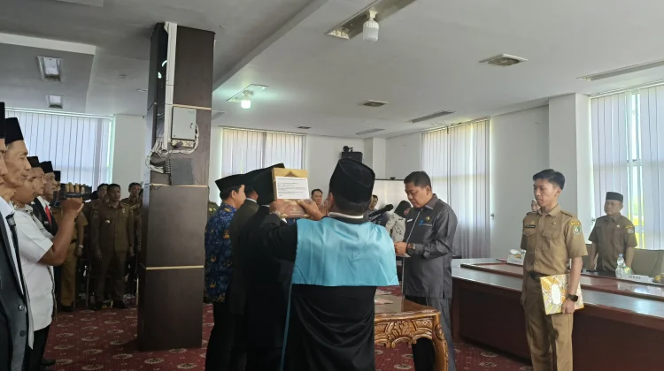 Sekda Kaur Nasrul Rahman Melantik 22 Pejabat di Lingkungan Pemkab Kaur