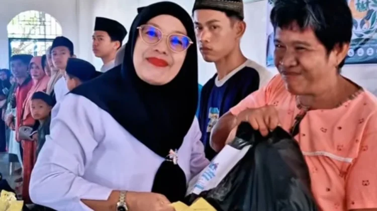 Kementrian Agama Kaur  Bersama Baznas Santuni 100 Anak Yatim dan Disabilitas