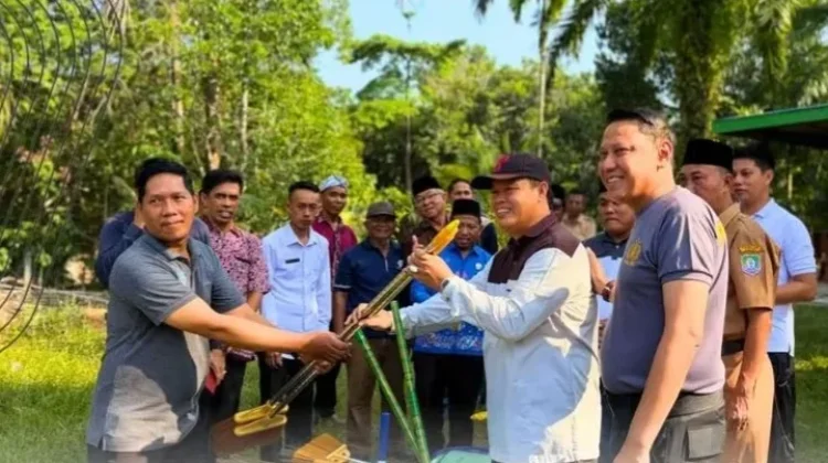 Kemenag Kaur Ikut Berperan Bakti Sosial di Desa Parda Suka