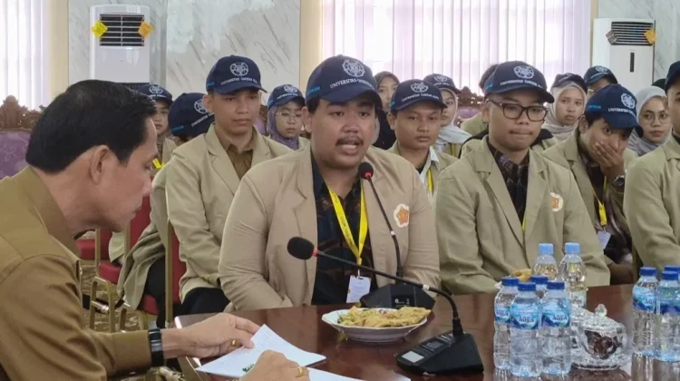 Mahasiswa KKN UGM Bandar Edukasi masyarakat pentingnya menjaga kebersihan