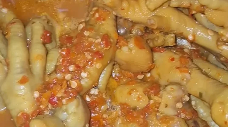 Manfaat Konsumsi Ceker Ayam
