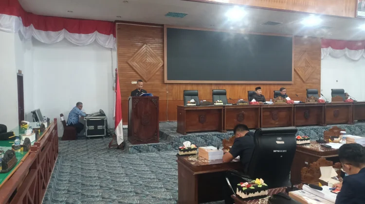 Sampaikan Raperda APBD 2025, Pemkab Kaur Pertahankan Opini WTP