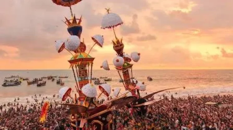 Mengenal Festival Tabuik Pariaman Sumatera Barat