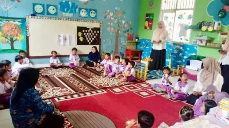 Memahami Lebih Jauh Program Wajib Belajar 13 Tahun