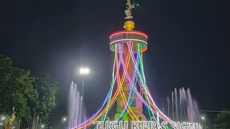 Mengenal Tugu Keris Siginjai Jambi