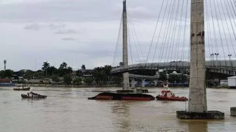 Menyelusuri Keindahan Wisata Sungai Batang Hari Jambi