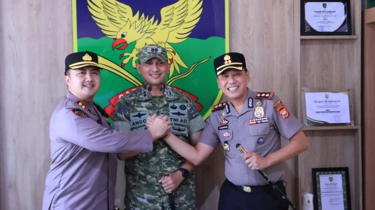 Kapolres Kaur Perkuat Sinergitas TNI-Polri Melalui Silaturahmi