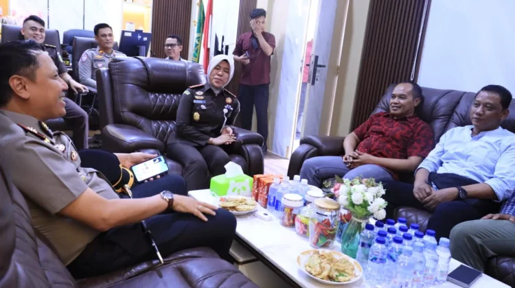 Perkuat Penegakan Hukum, Kapolres Kaur Kunjungi Kejari