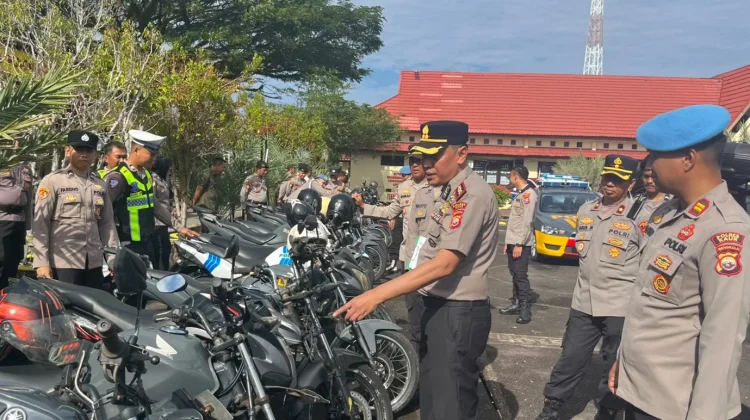 Pastikan Kesiapan Operasional, Kapolres Kaur Cek Kendaraan Dinas