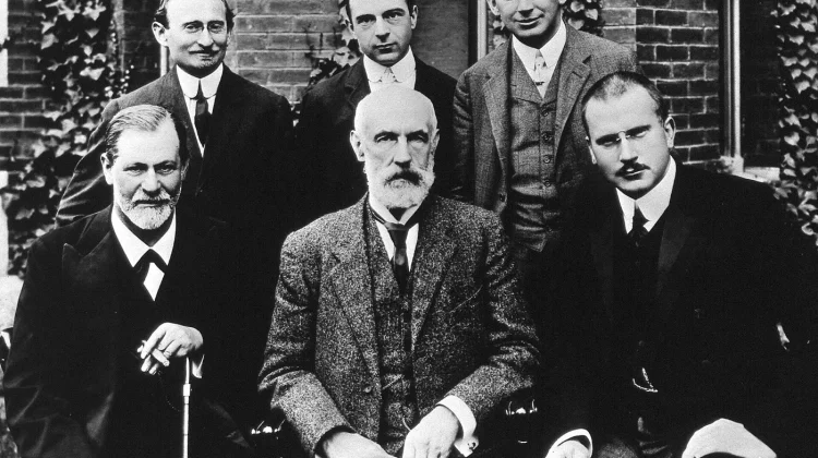 Teori Psikologi Analitis Carl Jung dan Penjelajahannya terhadap Alam Bawah Sadar
