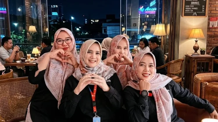 Quality Time Bersama Sahabat Diyakini Bantu Jaga Semangat dan Awet Muda