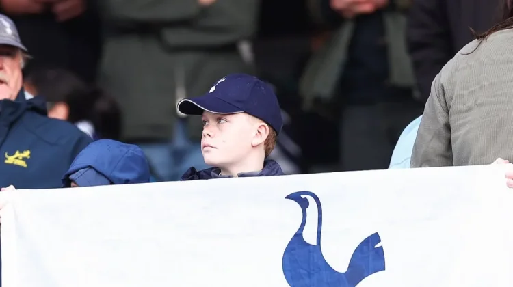 Laga Persahabatan : Tottenham Hotspur Taklukkan Auckland Dua Gol tanpa Balas